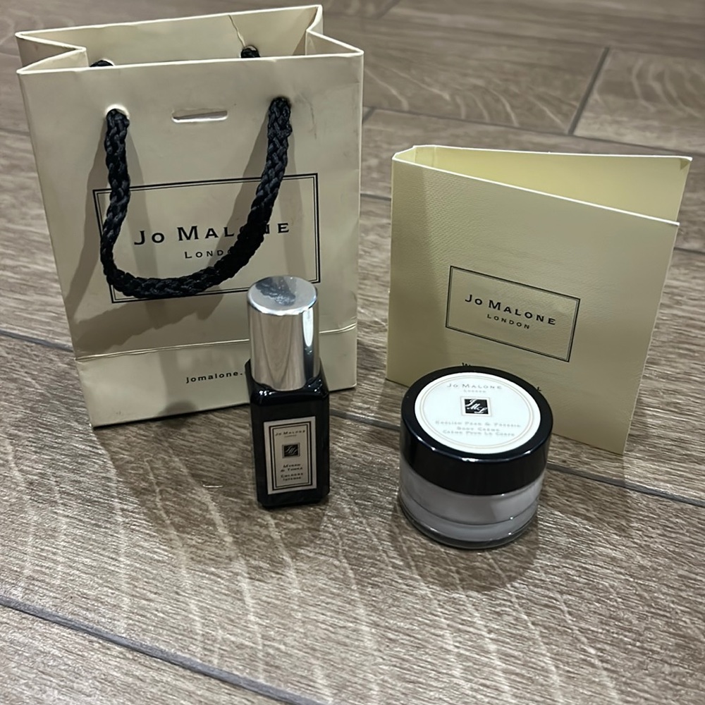 Jo Malone 3pc mini Bundle: Myrrh & Tonka, English Pear & Freesia, Wild Bluebell